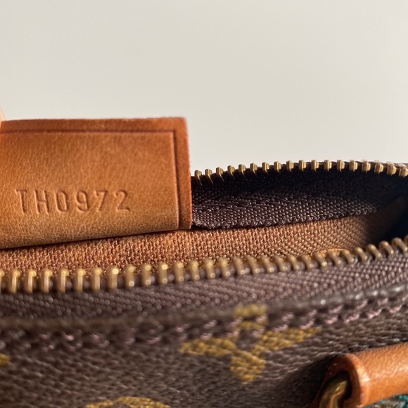 SOLD ‼️ - Picture 5 of 6